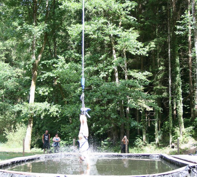 Saut à l'élastique Nord. Saut à l'élastique Nord.
