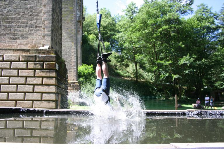 Saut à l'élastique Viaduc de Claudon. Saut à l'élastique Viaduc de Claudon.